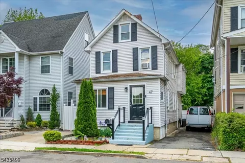 47 Maple St, South River, NJ 08882