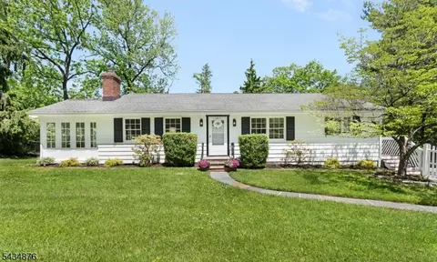 109-111 Anderson Hill Rd, Bernardsville, NJ 07924