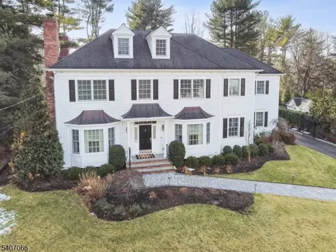 82 May Dr, Chatham Twp, NJ 07928
