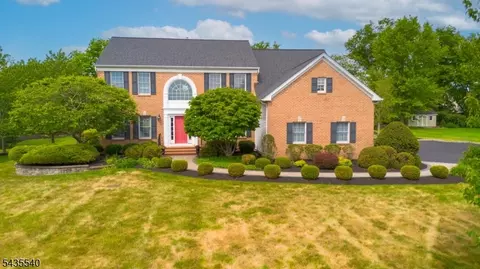 44 Titus Rd, Skillman, NJ 08558