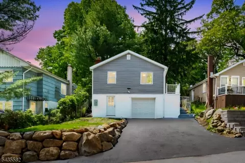 116 Bucknell Trl, Hopatcong, NJ 07843