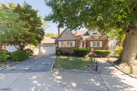 347 Westview Ave, Fort Lee, NJ 07024