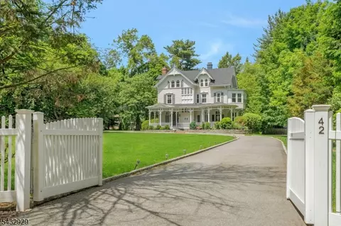 42 Llewellyn Rd, Montclair, NJ 07042