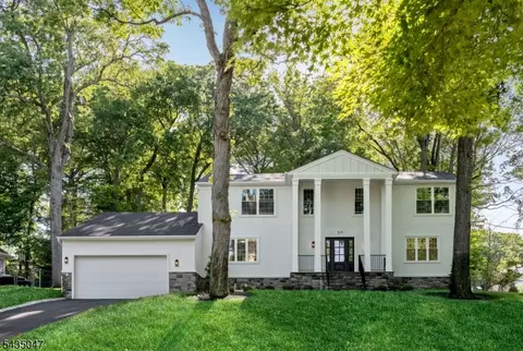 59 Tremont Ter, Livingston, NJ 07039