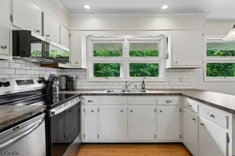 Kitchen - 21 Wayside Ln, Lebanon, NJ 08833 photo 1 of 4