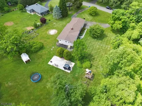 21 Wayside Ln, Lebanon, NJ 08833 photo 36