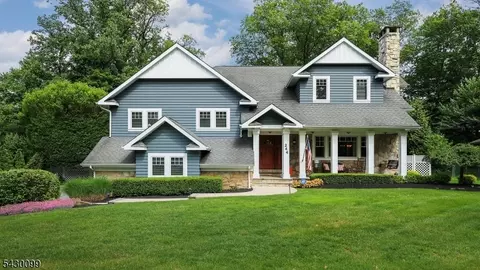 244 Pembrook Rd, Mountainside, NJ 07092