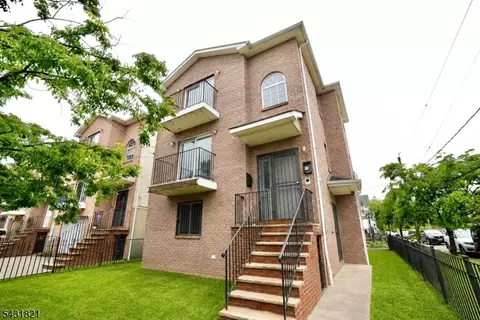36 Brenner St, Newark, NJ 07108