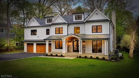 15 School Ave, Chatham Twp, NJ 07928