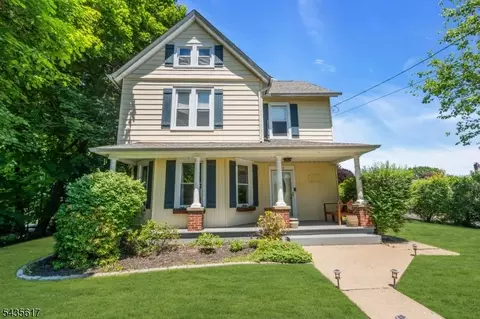 224 Alpha St, Alpha, NJ 08865