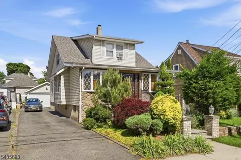 13-33 George St 2x, Fair Lawn, NJ 07410