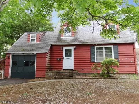 5 Ridge Rd, Stanhope, NJ 07874
