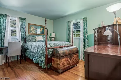 Bedroom - 54 Eileen Way, Edison, NJ 08837 photo 2 of 4
