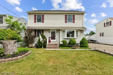 27 W James Pl, Iselin, NJ 08830