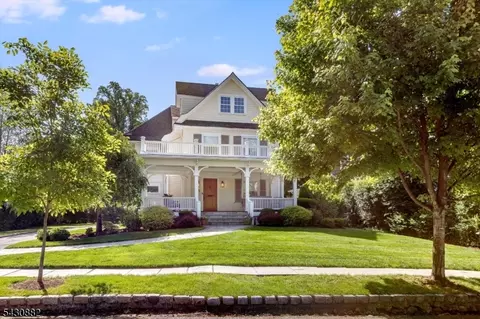 45 Hamilton Rd, Glen Ridge, NJ 07028