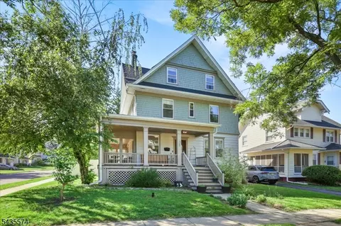 33 Morse Ave, East Orange, NJ 07017