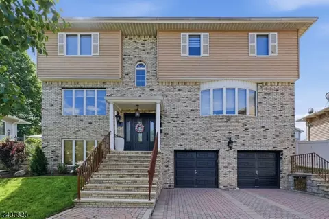 54 William St, North Arlington, NJ 07031