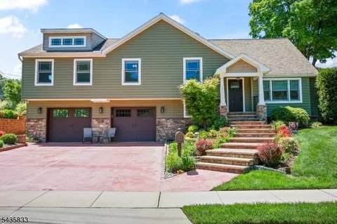 93 David St, South River, NJ 08882