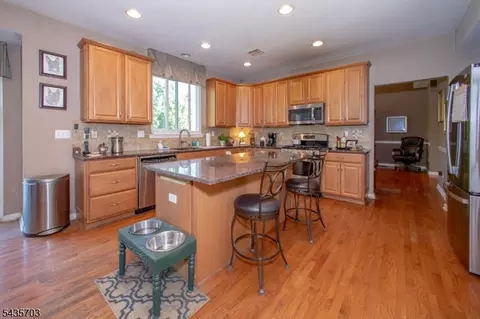 6 Eileen Dr, Wantage, NJ 07461 photo 8