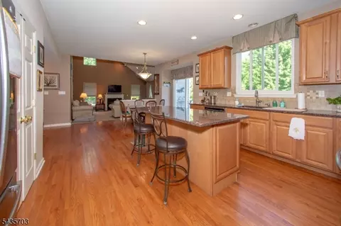 6 Eileen Dr, Wantage, NJ 07461 photo 7