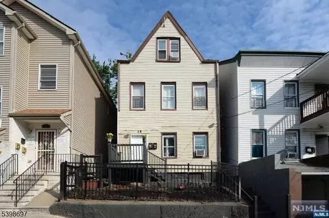 15 N 3rd St, Paterson, NJ 07522