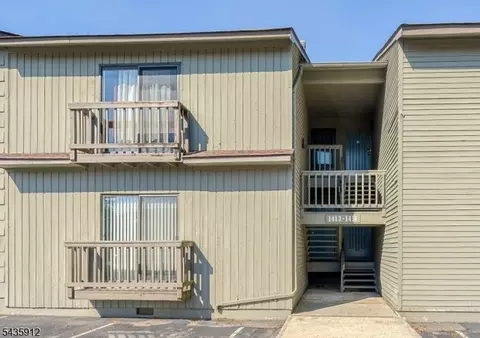 1413 Spruce Hills Dr, Glen Gardner, NJ 08826