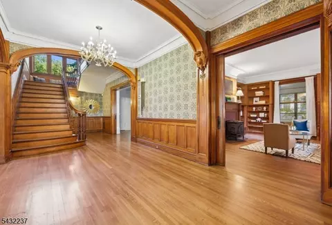 Entry Way - 500 Berkeley Ave, City Of Orange, NJ 07050 photo 1 of 8
