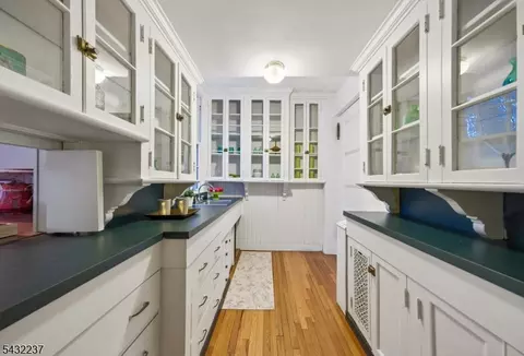Kitchen - 500 Berkeley Ave, City Of Orange, NJ 07050 photo 2 of 2