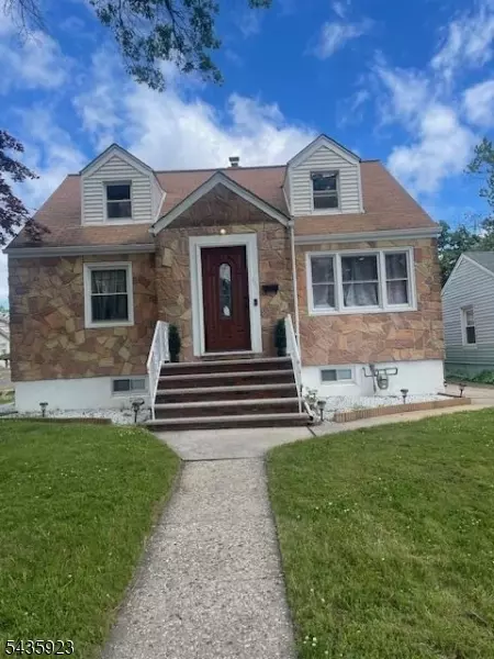 501 E 2nd Ave, Roselle, NJ 07203