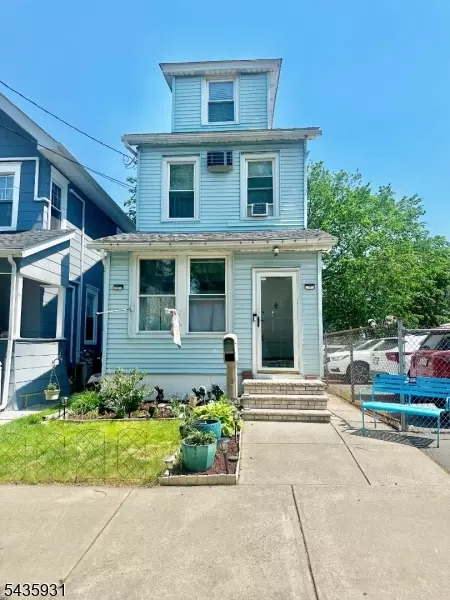 150 Beech St, Kearny, NJ 07032