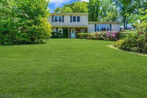 132 Rolling Ridge Rd, West Milford, NJ 07480