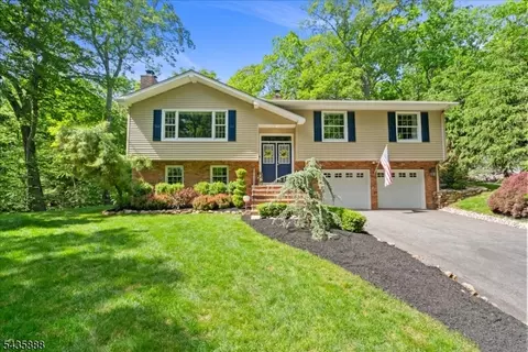 2 Glen Ter, Montville, NJ 07045