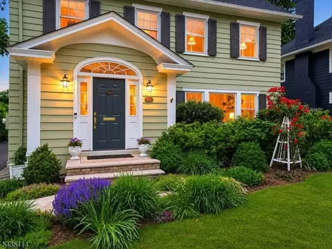 120 Buckingham Rd, Montclair, NJ 07043