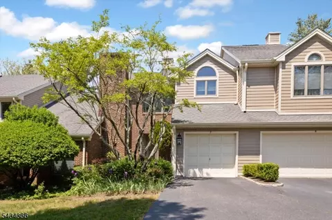 7 Lenox Ct, Montville, NJ 07045