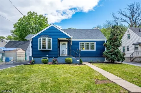 311 W 3rd Ave, Roselle, NJ 07203