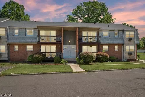 514 Andria Ave #164, Hillsborough, NJ 08844