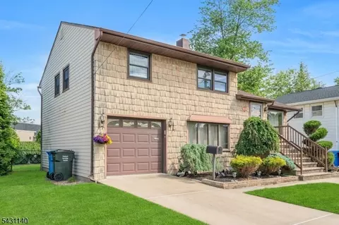 11 Kilmer Dr, Colonia, NJ 07067