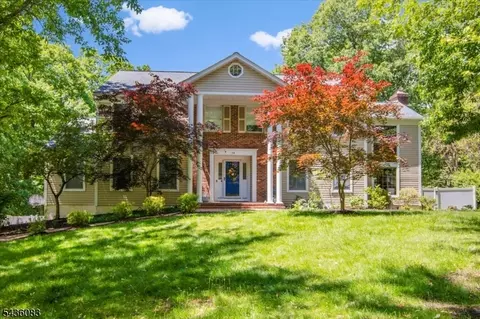 58 Musiker Ave, Randolph, NJ 07869