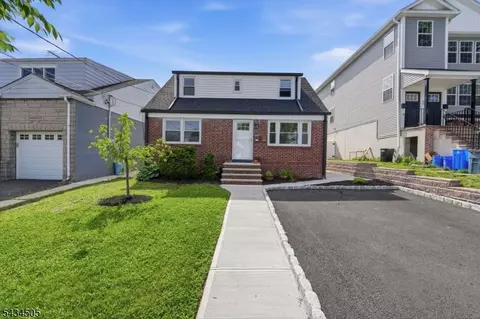 91 Charles St, Belleville, NJ 07109