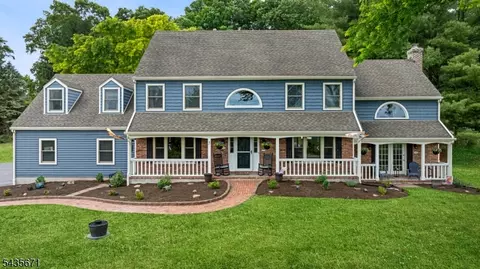 5 Jenny Jump Ct, Flemington, NJ 08822