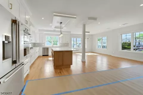 Entry Way - 30 Centre St, Nutley, NJ 07110 photo 2 of 4