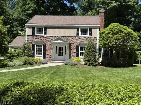 75 Club Dr, Summit, NJ 07901