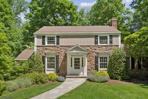 75 Club Dr, Summit, NJ 07901