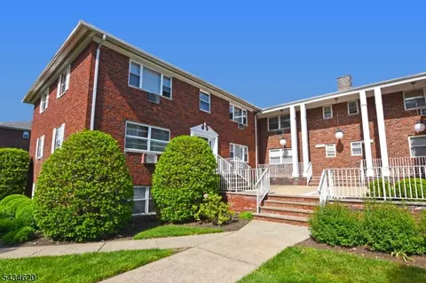 199 N Beverwyck Rd A-3 #3, Lake Hiawatha, NJ 07034