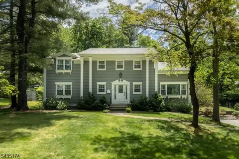 27 Burlington Rd, New Providence, NJ 07974