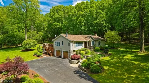 65 O Brien Rd, Hackettstown, NJ 07840
