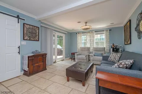 108 Howard Ave, Middlesex, NJ 08846 photo 13
