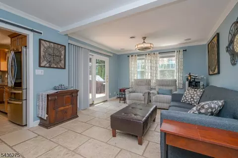 108 Howard Ave, Middlesex, NJ 08846 photo 12