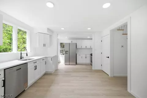 222 Main St, Newton, NJ 07860