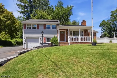 1252 Ringwood Ave, Pompton Lakes, NJ 07442